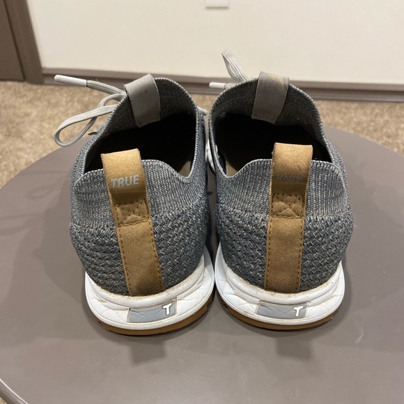 True Linkswear True All Day Knit II - Picture 2 of 5